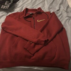 maroon nike crew neck